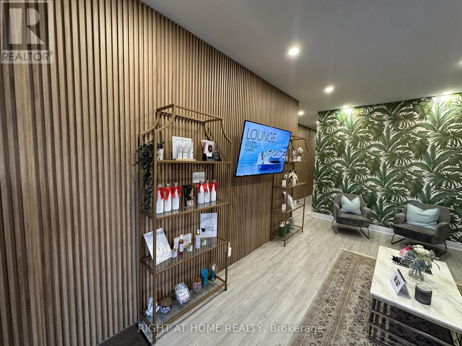 Room 2 - 1639 Eglinton Avenue W, Toronto, Ontario  M6E 2H1 - Photo 16 - C13603348