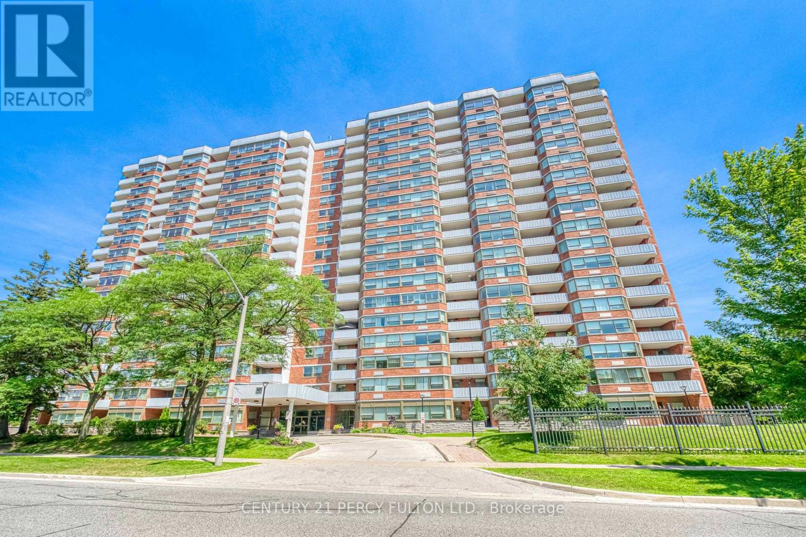 1802 - 121 LING ROAD, Toronto (West Hill)