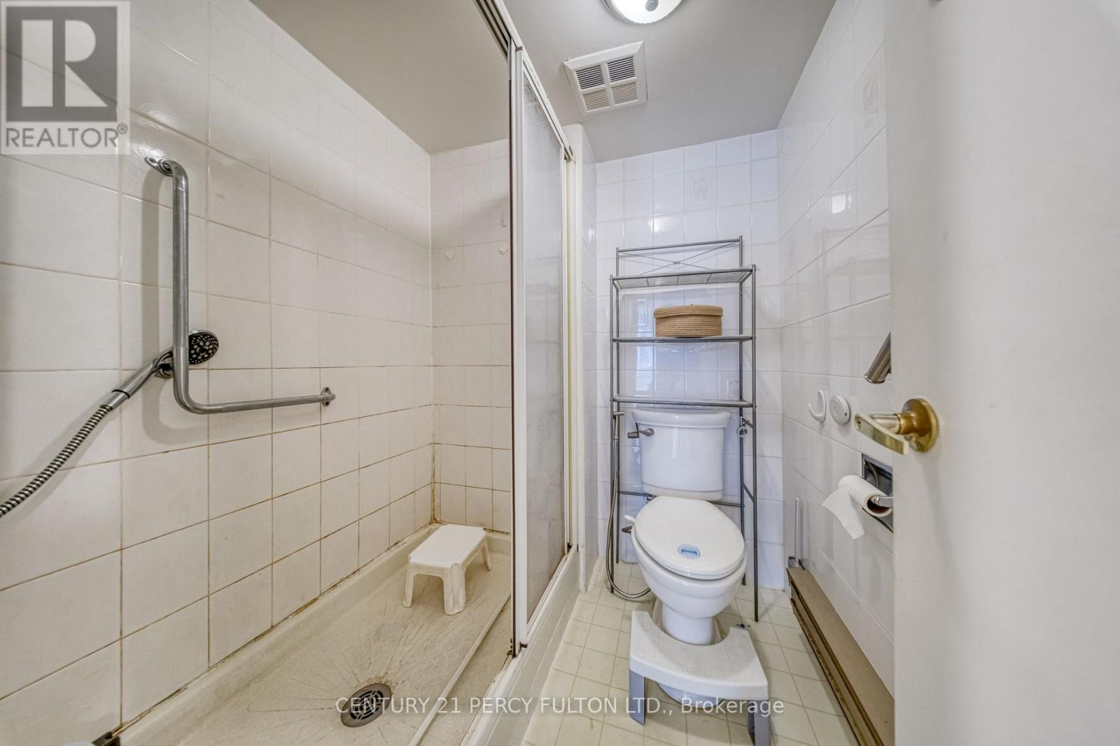 1802 - 121 Ling Road, Toronto, Ontario  M1E 4Y2 - Photo 24 - E13603208