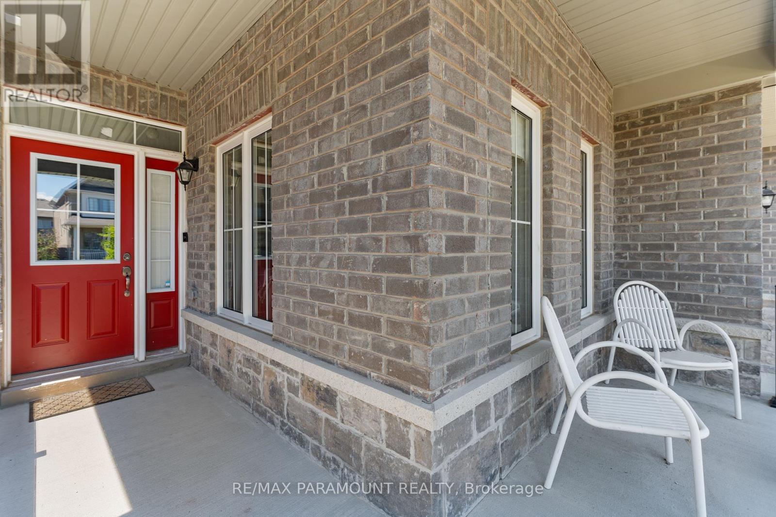 18 Tait Crescent, Clarington, Ontario  L1C 0R8 - Photo 6 - E13603342