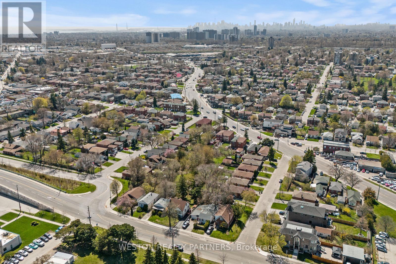 372-374 Kennedy Road, Toronto, Ontario  M1K 2A5 - Photo 5 - E13603406