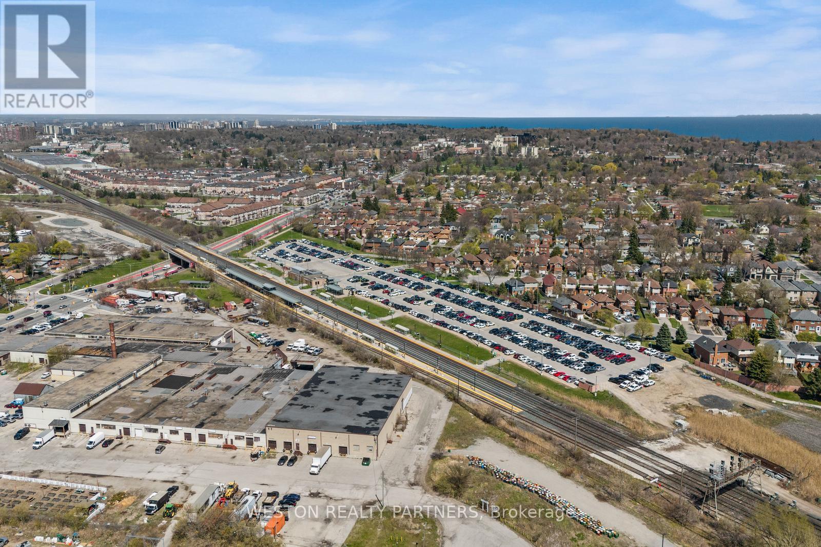 372-374 Kennedy Road, Toronto, Ontario  M1K 2A5 - Photo 8 - E13603406