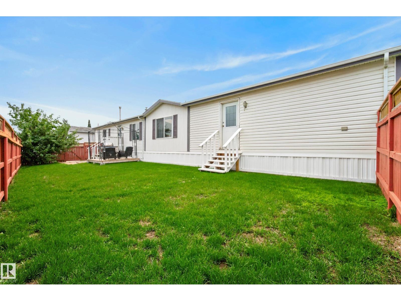3338 Lakeview Rd NW, Edmonton, Alberta  T5S 2R8 - Photo 8 - E4500573