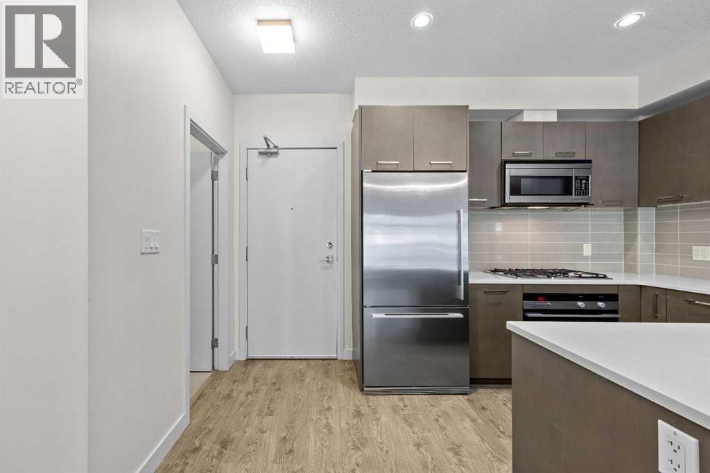 102, 323 20 Avenue SW, Calgary, Alberta T2S 2G5 - Photo 2 - A2310968