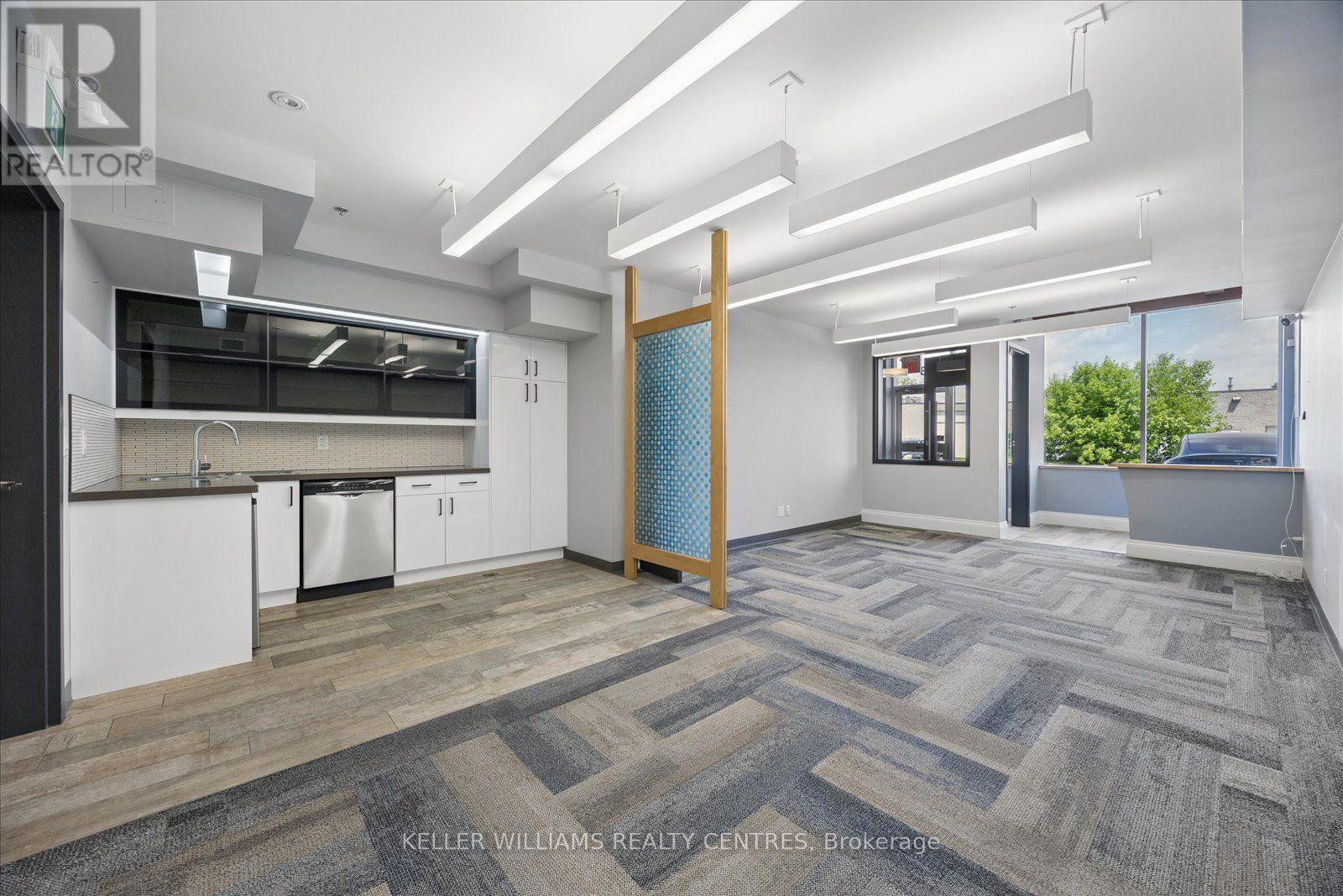 8 - 235 Industrial Parkway S, Aurora, Ontario  L4G 3V5 - Photo 3 - N13603266