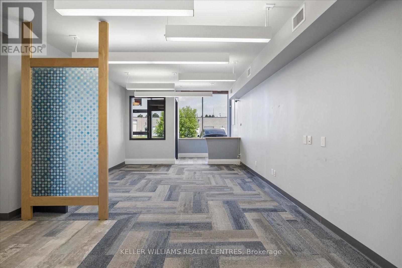 8 - 235 Industrial Parkway S, Aurora, Ontario  L4G 3V5 - Photo 4 - N13603266