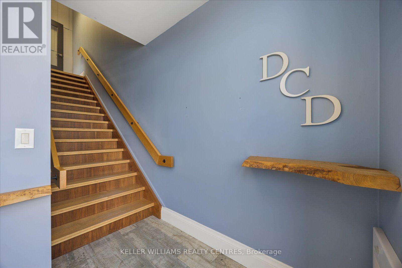 8 - 235 Industrial Parkway S, Aurora, Ontario  L4G 3V5 - Photo 9 - N13603266