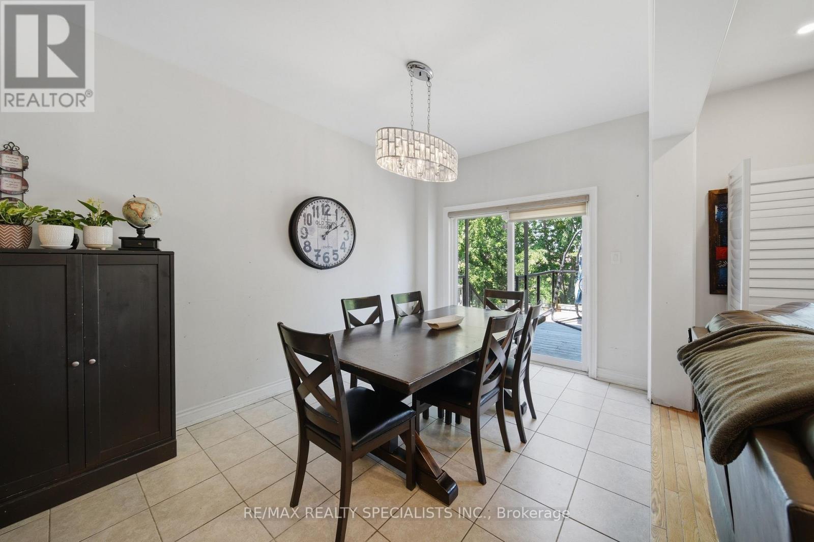 294 Miller Park Avenue, Bradford West Gwillimbury, Ontario  L3Z 0Y1 - Photo 15 - N13603368