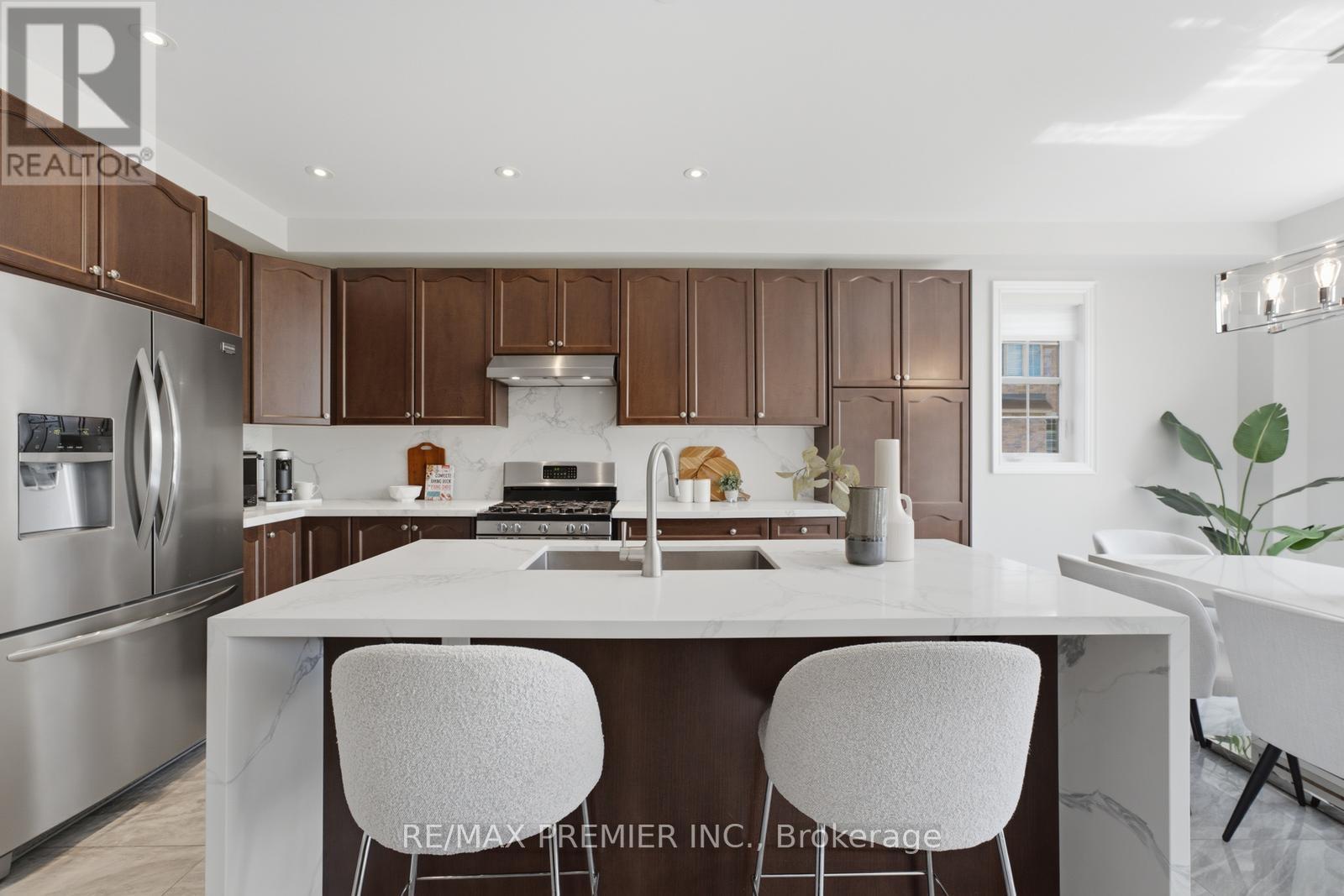 2 Tremblant Crescent, Vaughan, Ontario L4H 4L2 - Photo 10 - N13603388