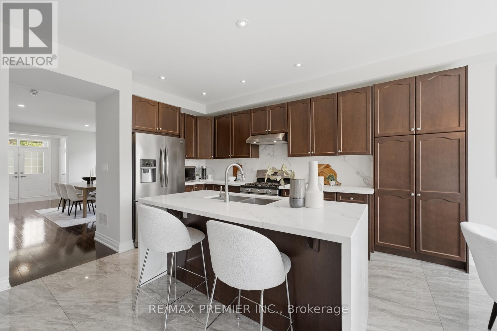 2 Tremblant Crescent, Vaughan, Ontario L4H 4L2 - Photo 11 - N13603388