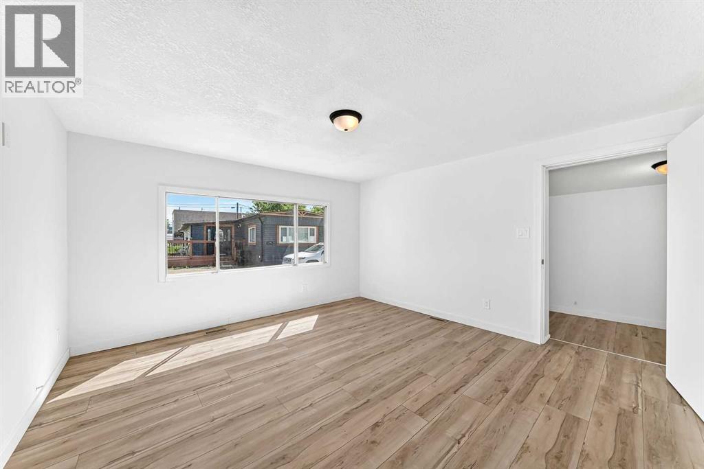 30, 2106 50 Street SE, Calgary, Alberta  T2B 1M7 - Photo 11 - A2327664