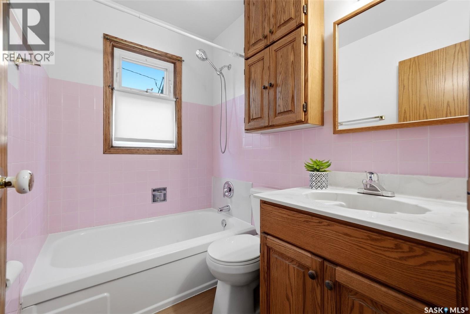 2204 Mackay Street, Regina, Saskatchewan  S4N 2S8 - Photo 13 - SK043599