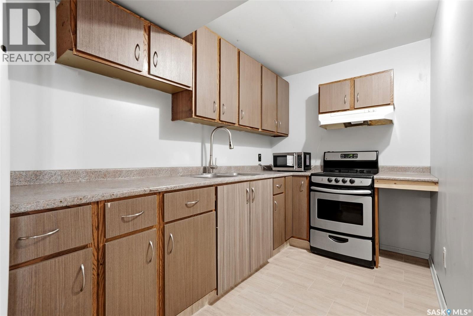 2204 Mackay Street, Regina, Saskatchewan  S4N 2S8 - Photo 19 - SK043599