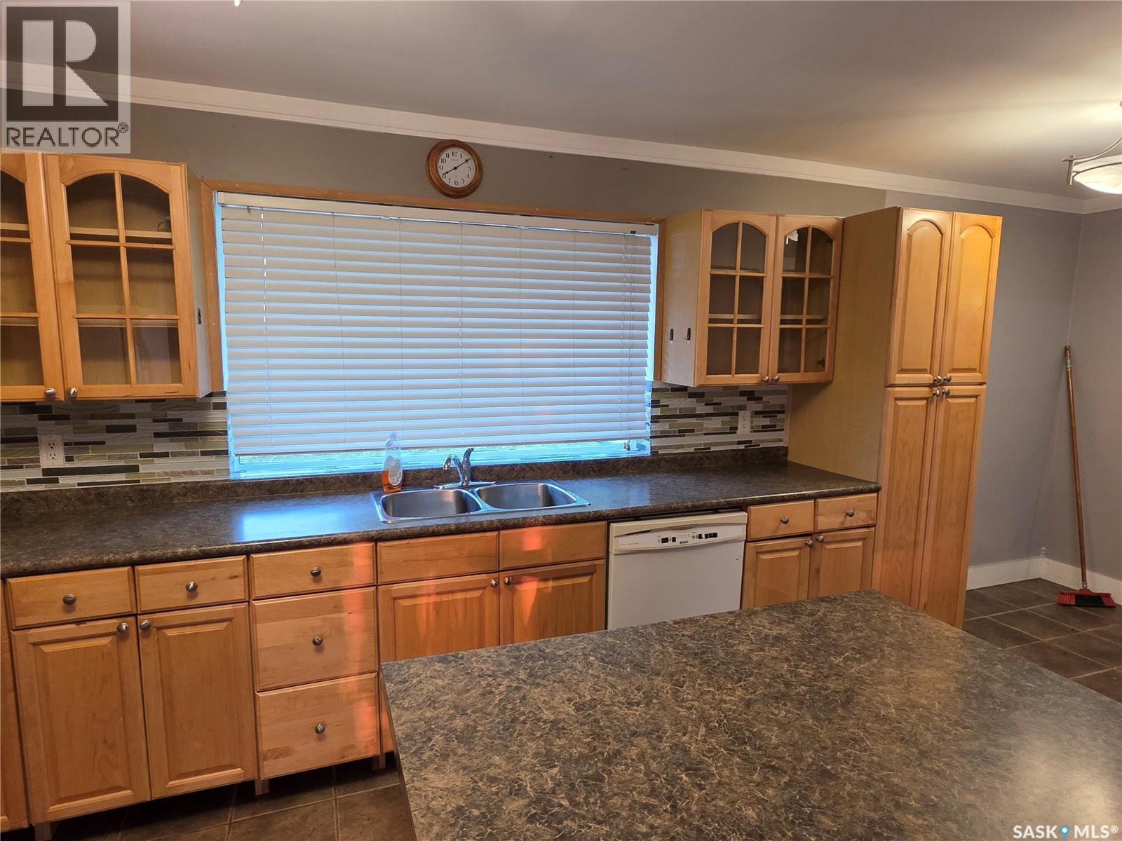 333 Elphinstone Street, Regina, Saskatchewan  S4R 3W7 - Photo 7 - SK043590
