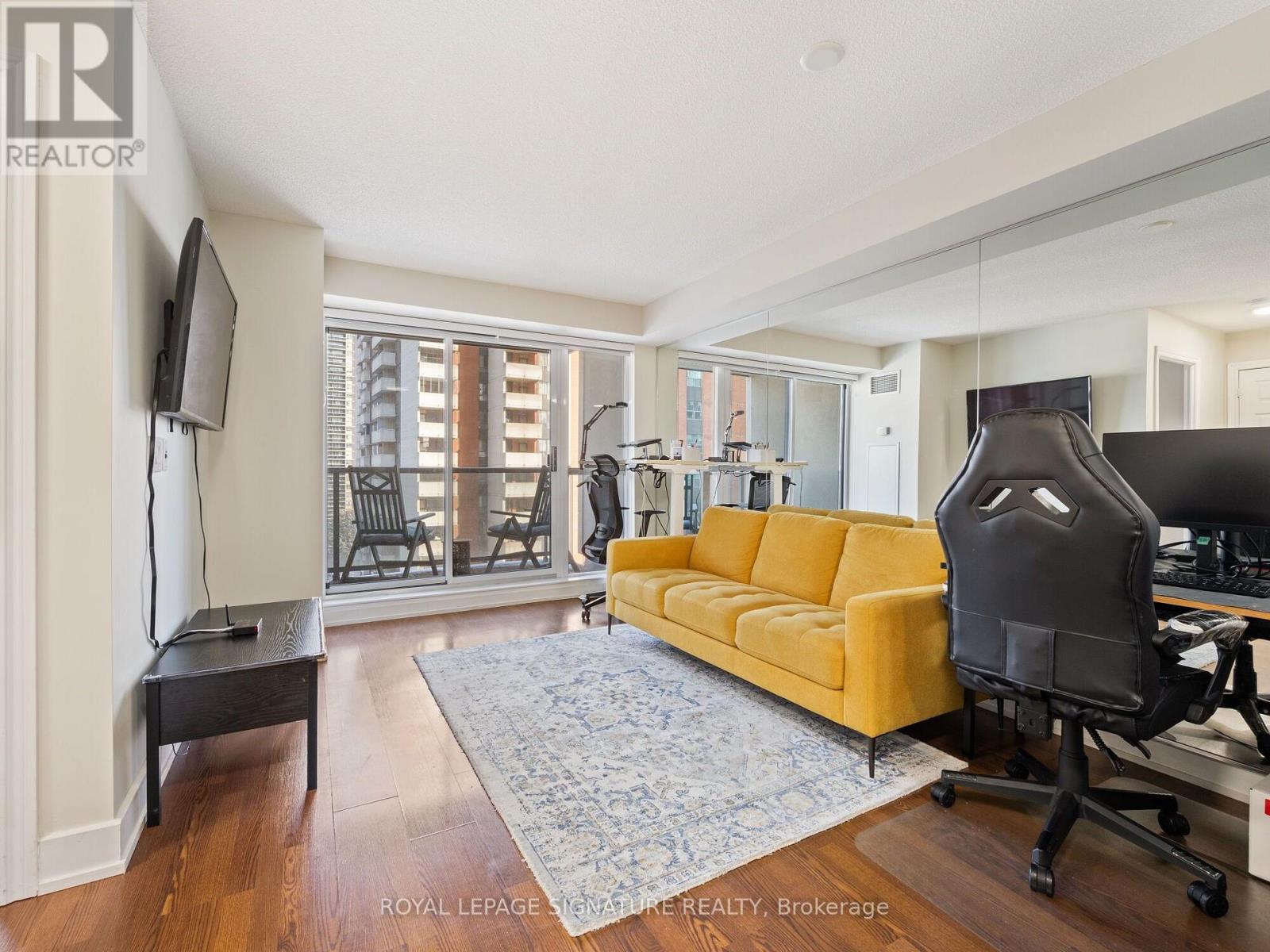 901 - 5 Michael Power Place, Toronto, Ontario  M9A 0A3 - Photo 10 - W13603218
