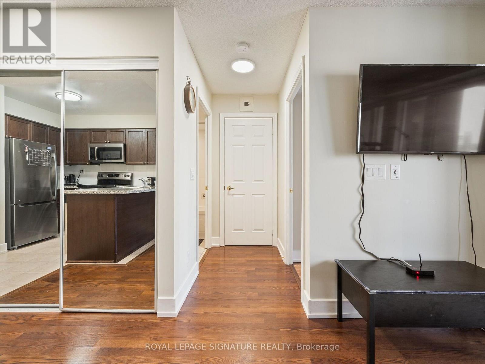 901 - 5 Michael Power Place, Toronto, Ontario  M9A 0A3 - Photo 25 - W13603218