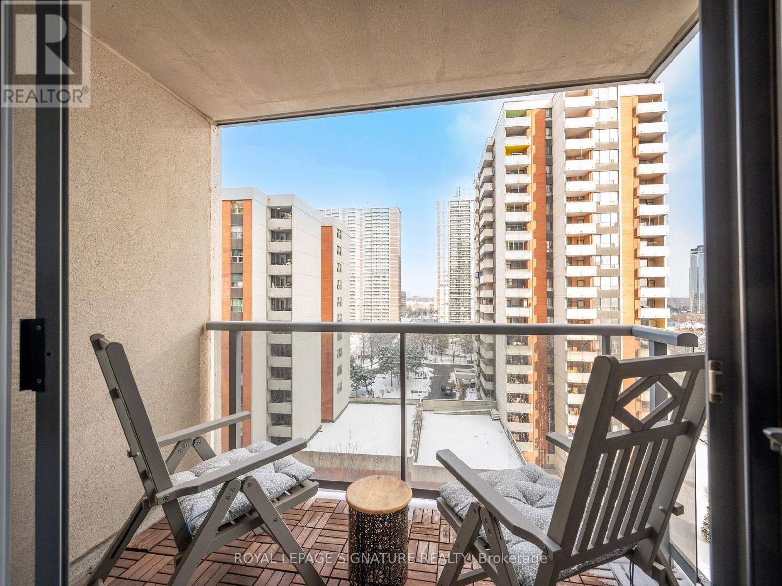 901 - 5 Michael Power Place, Toronto, Ontario  M9A 0A3 - Photo 39 - W13603218