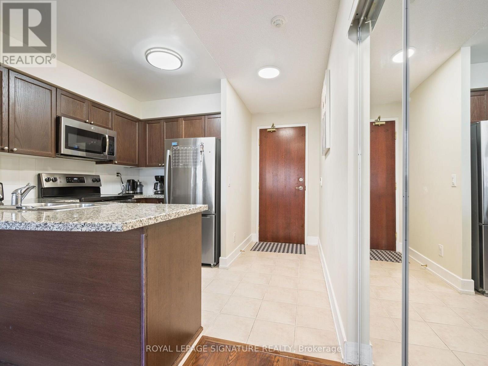 901 - 5 Michael Power Place, Toronto, Ontario  M9A 0A3 - Photo 6 - W13603218