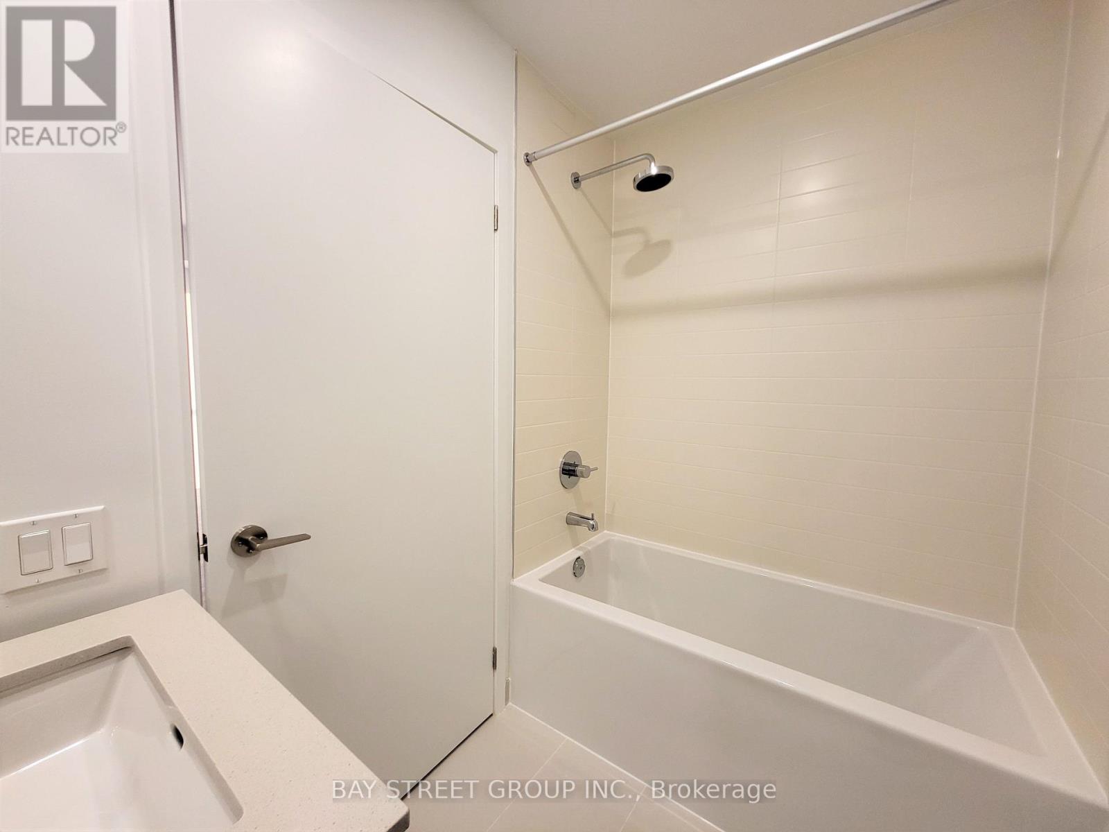 807 - 1787 St Clair Avenue W, Toronto, Ontario  M6N 0B7 - Photo 9 - W13603236