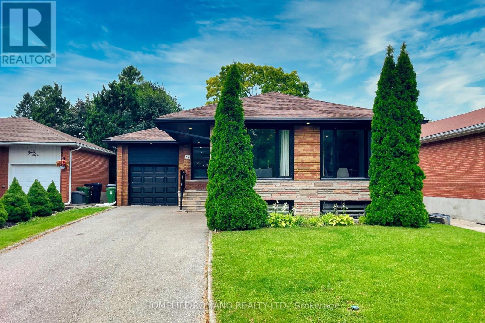42 SELLMAR ROAD, Toronto (Willowridge-Martingrove-Richview)