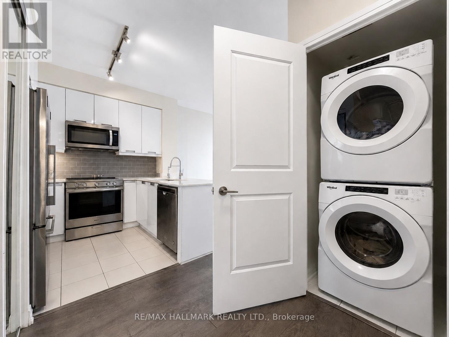 1711 - 35 Watergarden Drive, Mississauga, Ontario  L5R 0G8 - Photo 8 - W13603324