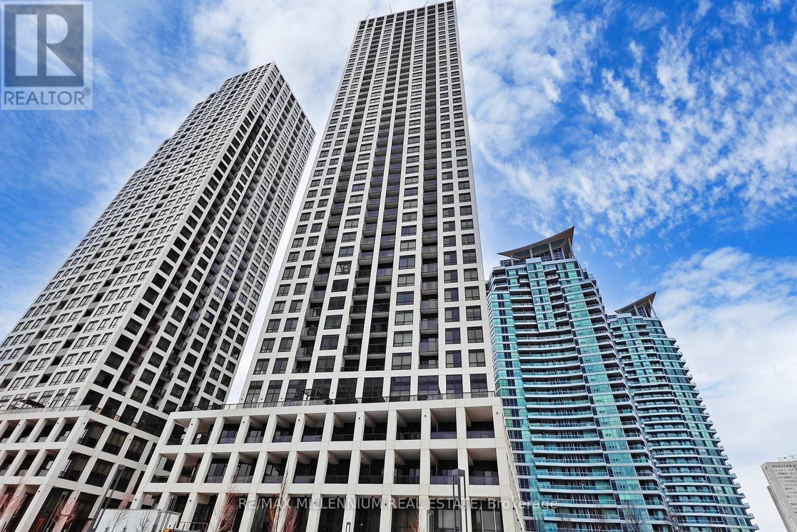 807 - 30 ELM DRIVE W, Mississauga (City Centre)