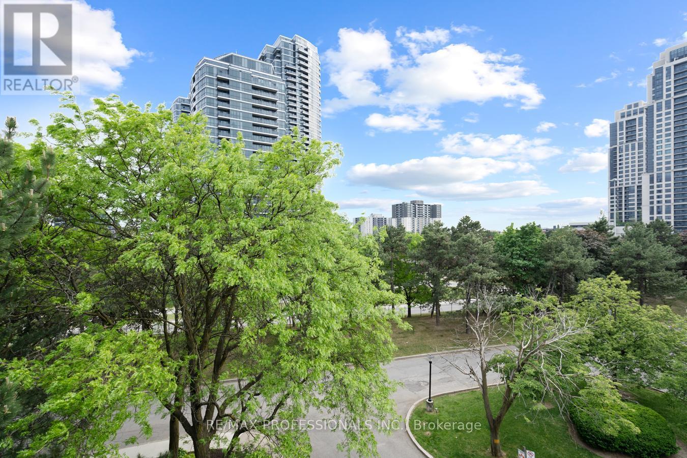 339 - 2 Valhalla Inn Road, Toronto, Ontario  M9B 6C3 - Photo 17 - W13603408