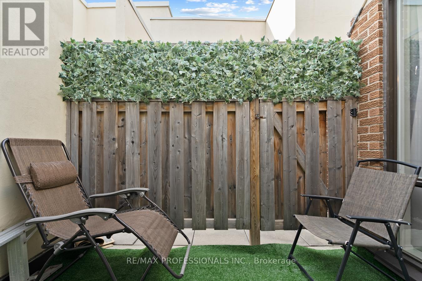 339 - 2 Valhalla Inn Road, Toronto, Ontario  M9B 6C3 - Photo 31 - W13603408
