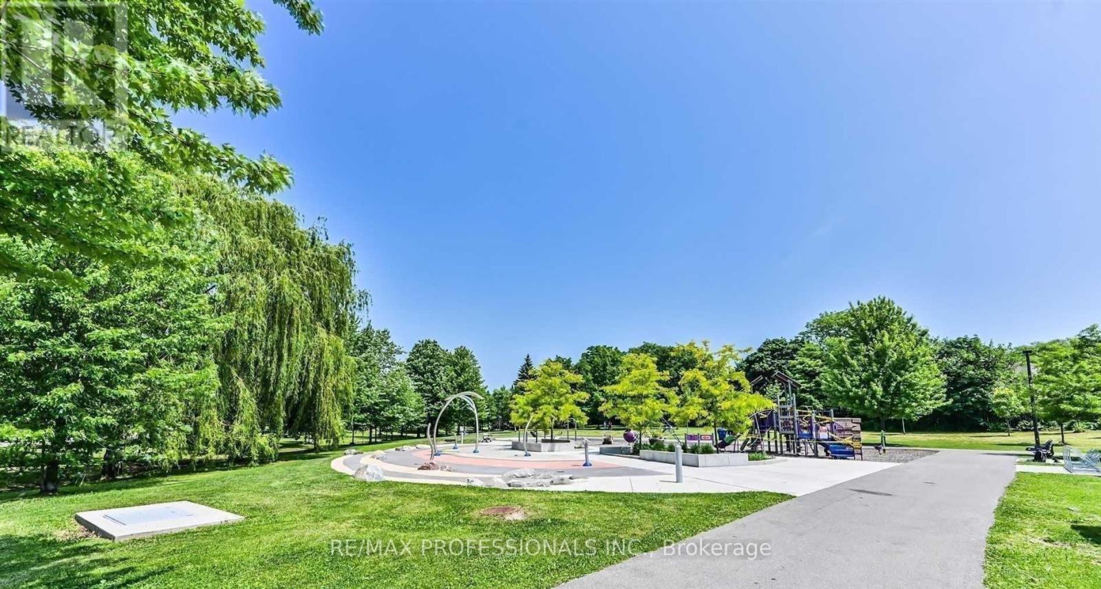 339 - 2 Valhalla Inn Road, Toronto, Ontario  M9B 6C3 - Photo 40 - W13603408
