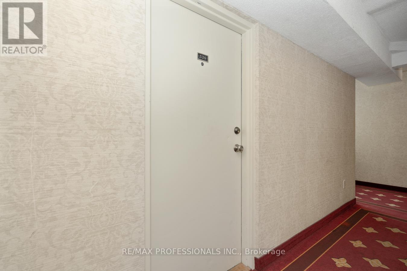 339 - 2 Valhalla Inn Road, Toronto, Ontario  M9B 6C3 - Photo 6 - W13603408