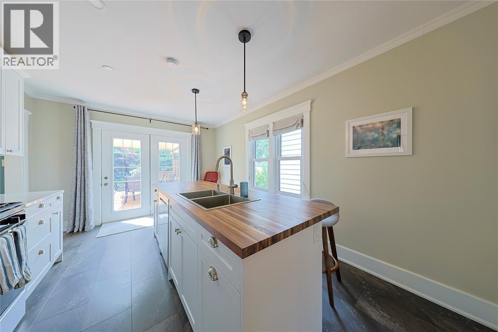 335 Russell Street, Sarnia, Ontario  N7T 6S5 - Photo 8 - 26017940