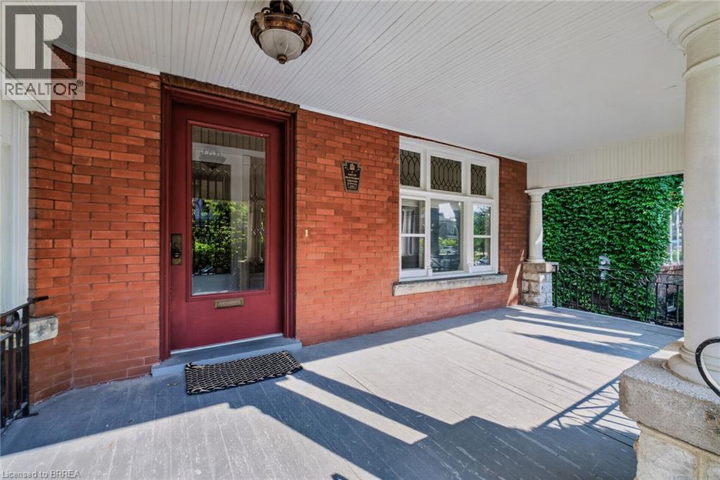 58 Lorne Crescent, Brantford, Ontario  N3T 4L7 - Photo 4 - 40850356