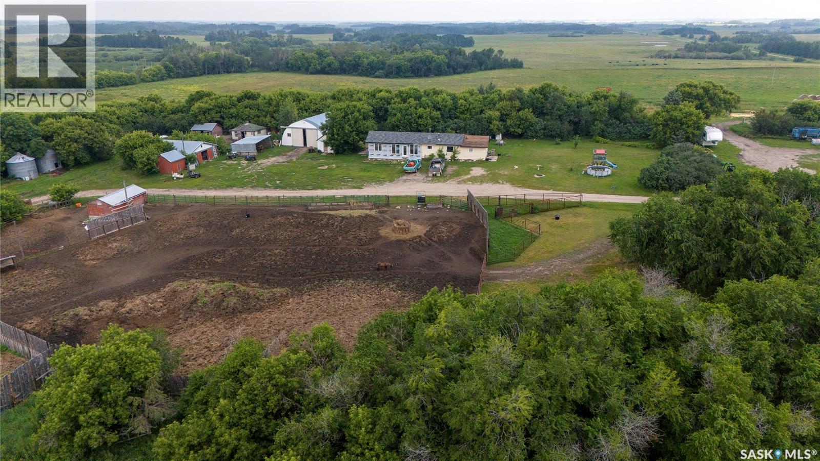 8 Quarters & Yard Site Near Yorkton (Buckingham), Saltcoats Rm No. 213, Saskatchewan  S0A 3J0 - Photo 9 - SK029585