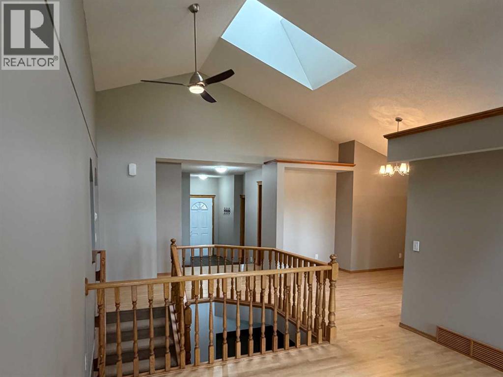73 Scripps Landing NW, Calgary, Alberta  T3L 1W2 - Photo 3 - A2327000