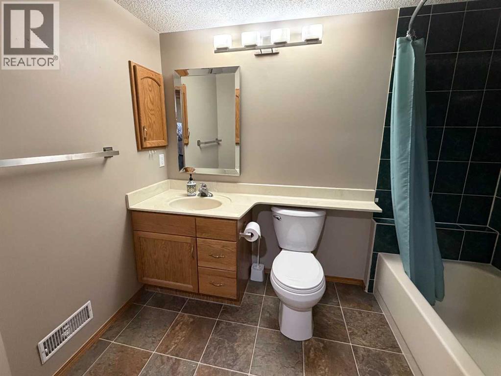 73 Scripps Landing NW, Calgary, Alberta  T3L 1W2 - Photo 20 - A2327000
