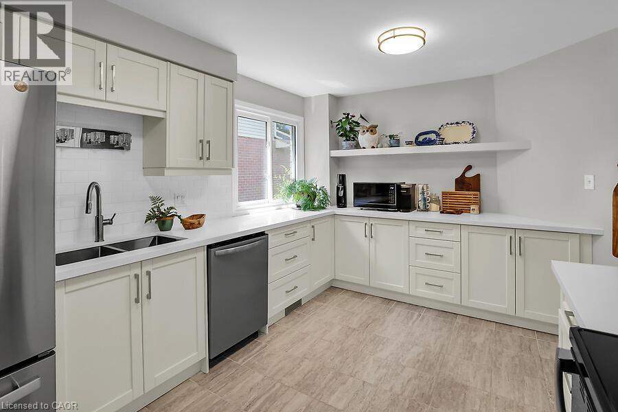 4542 Ivy Gardens Crescent, Adelard, Ontario  L3J 0B3 - Photo 4 - 40850870