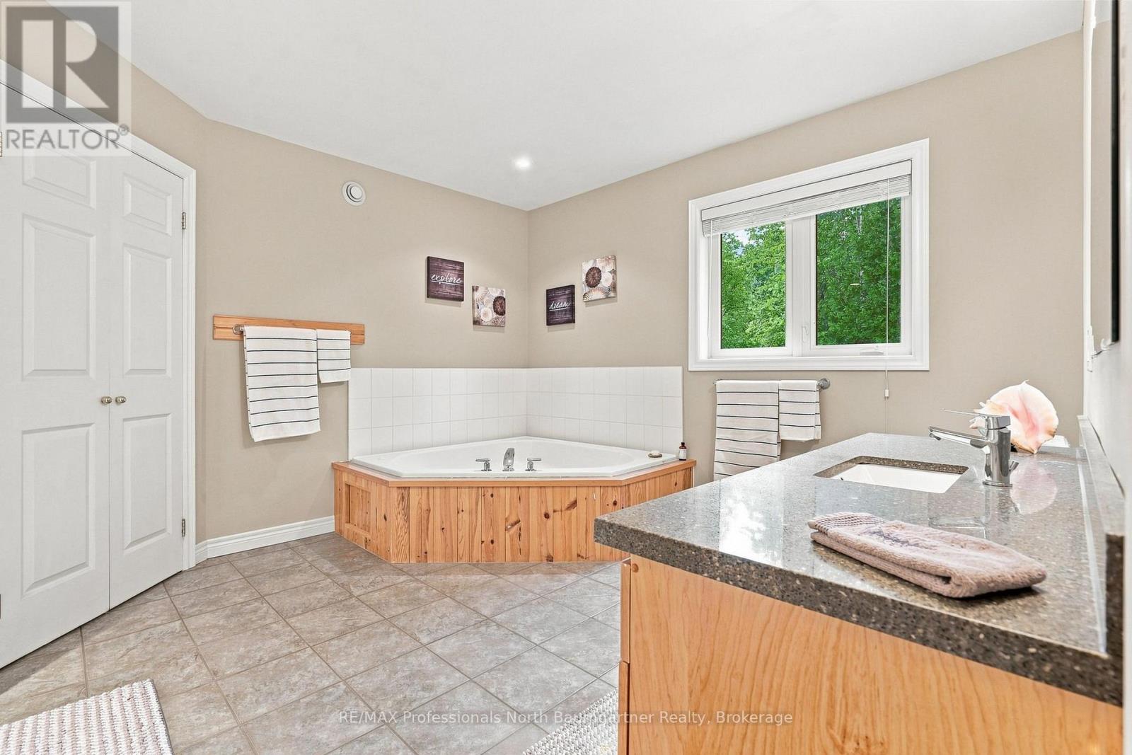 3386 West Shore Road, Dysart Et Al, Ontario  K0M 1S0 - Photo 22 - X13603568