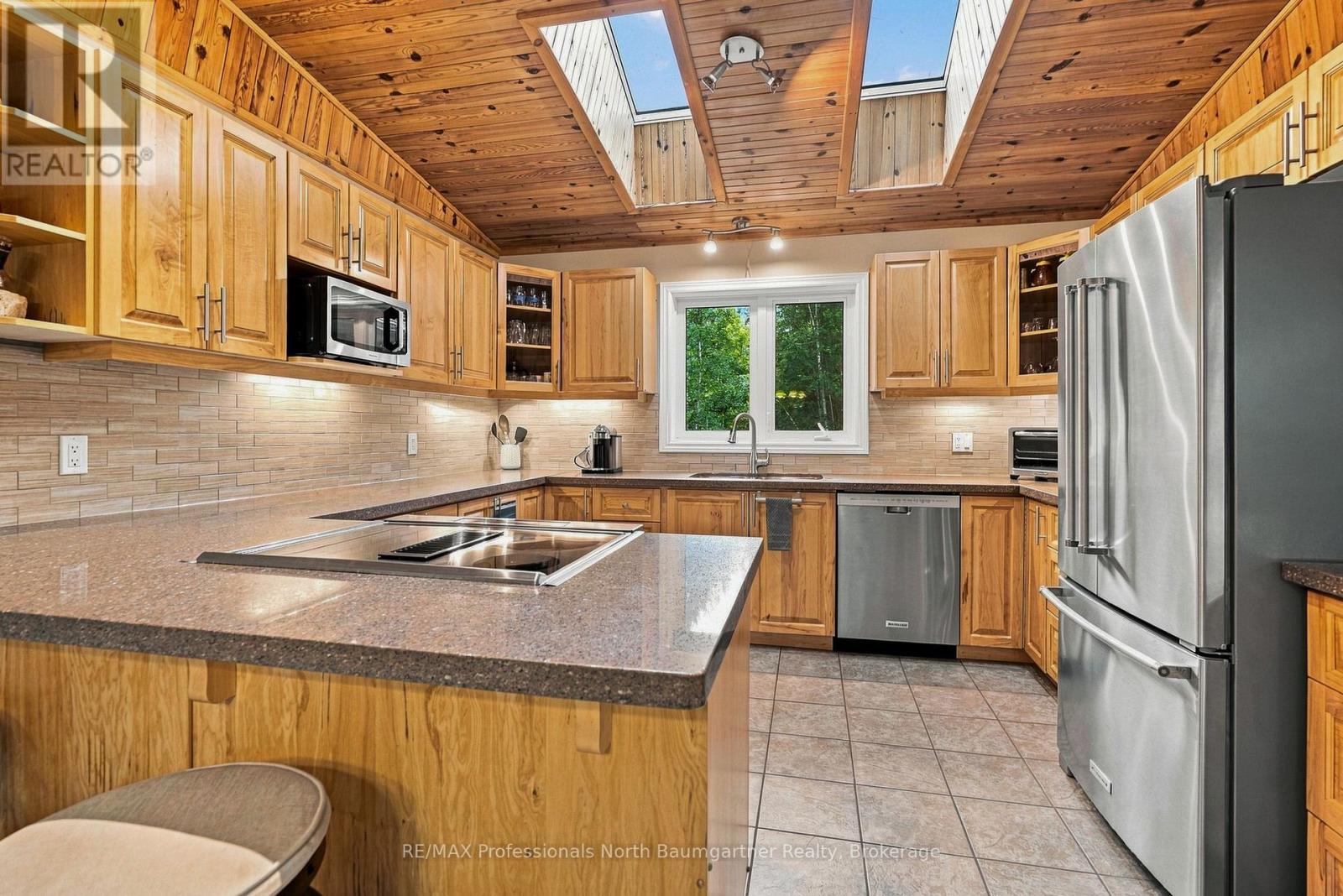 3386 West Shore Road, Dysart Et Al, Ontario  K0M 1S0 - Photo 8 - X13603568