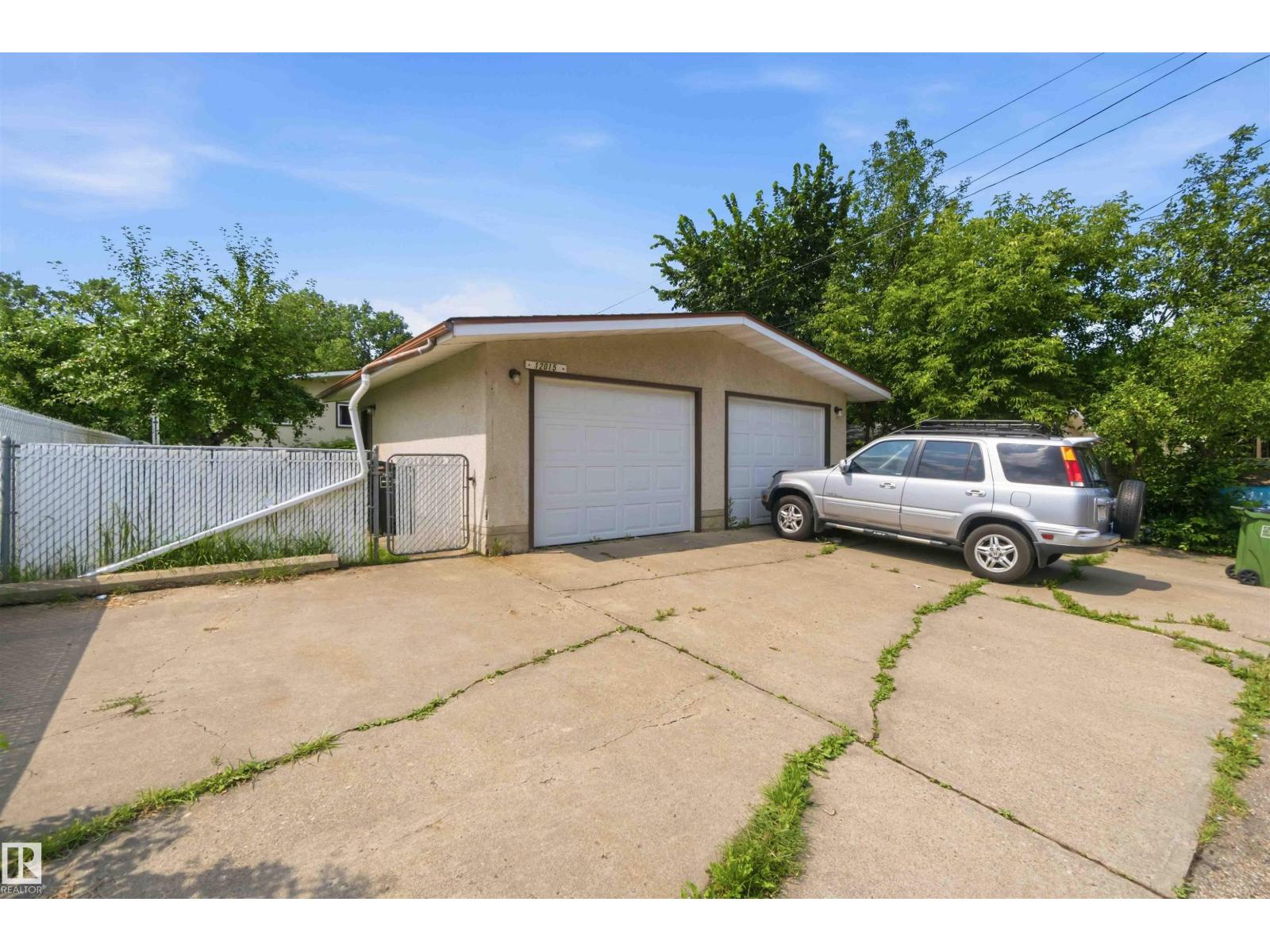 12015,12017 85 St NW, Edmonton, Alberta  T5B 3G4 - Photo 49 - E4500585