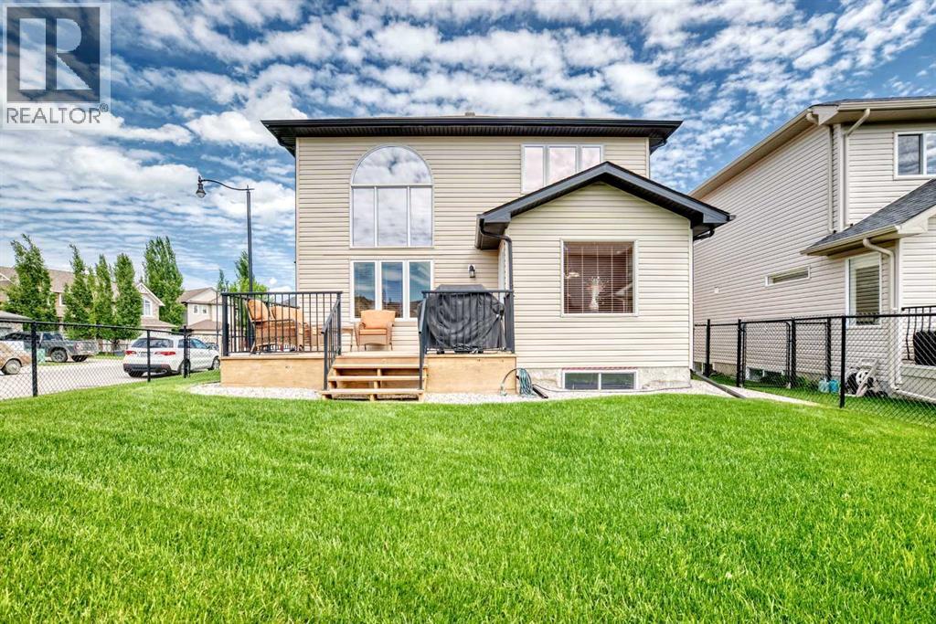 209 Crystal Green Point, Okotoks, Alberta  T1S 2K7 - Photo 35 - A2322719