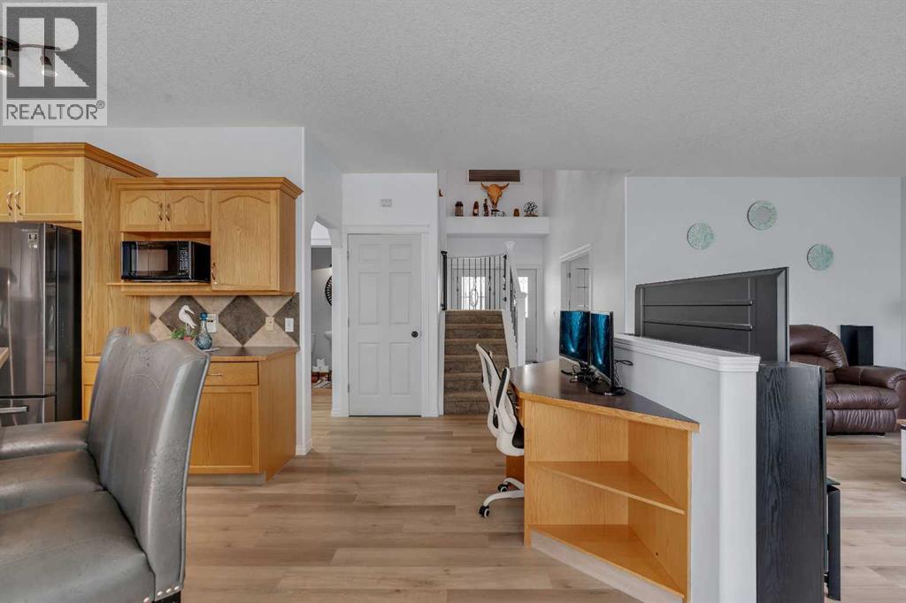 54 Thomas Street NW, Langdon, Alberta  T0J 1X2 - Photo 13 - A2329211