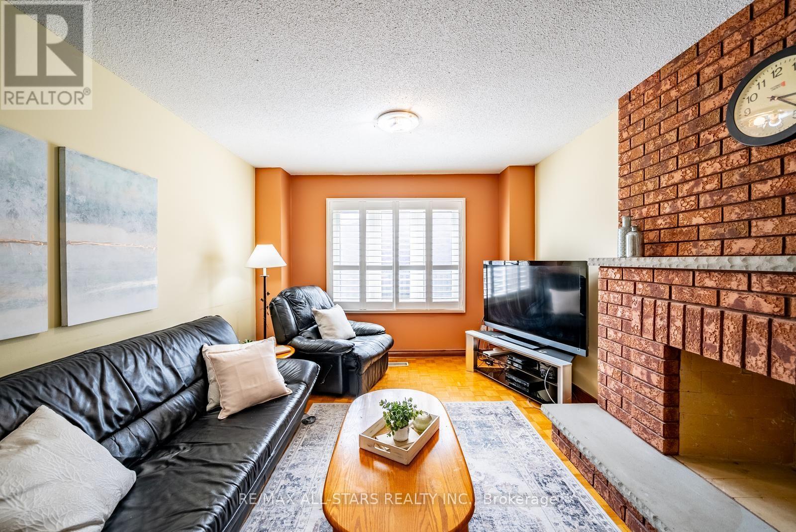 112 Jimston Drive, Markham, Ontario  L3R 6R1 - Photo 17 - N13603502