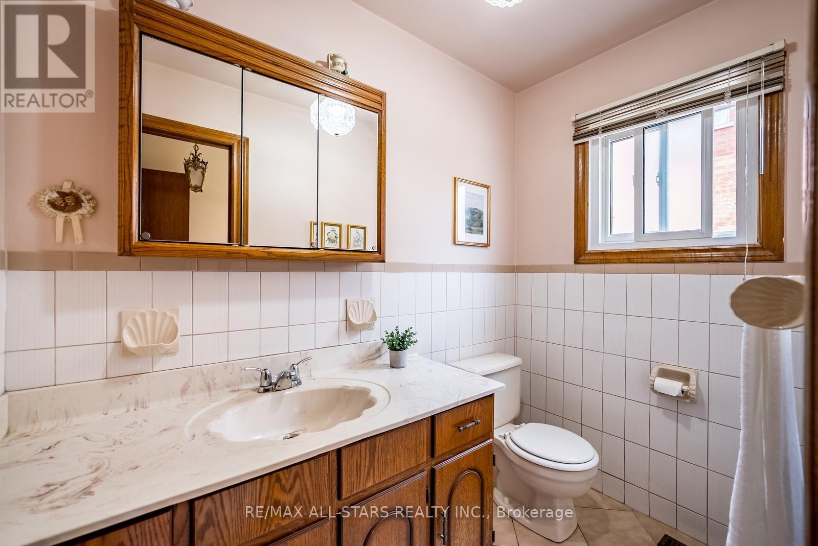 112 Jimston Drive, Markham, Ontario  L3R 6R1 - Photo 19 - N13603502
