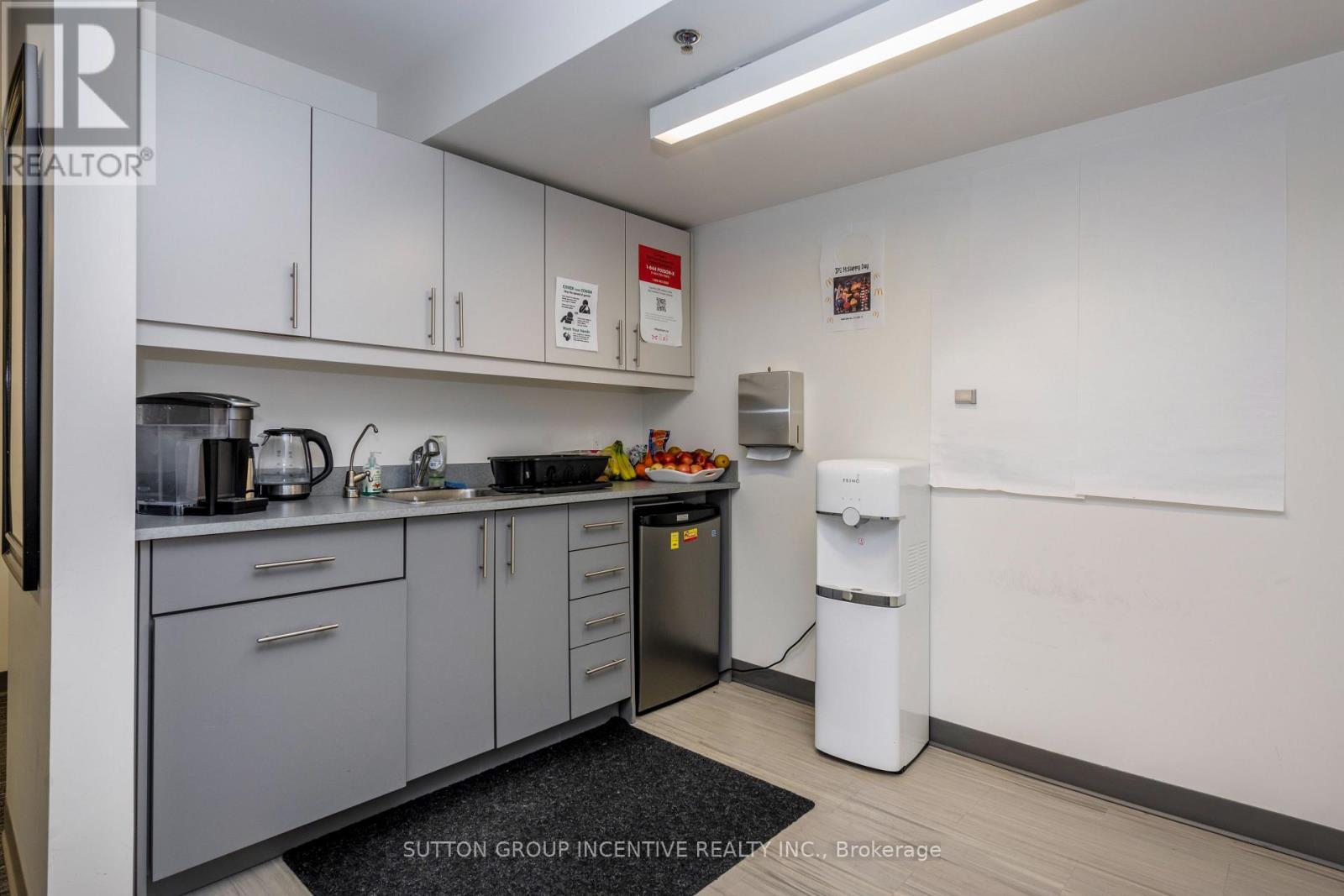 9 - 647 Welham Road, Barrie, Ontario  L4N 0B7 - Photo 7 - S13603550