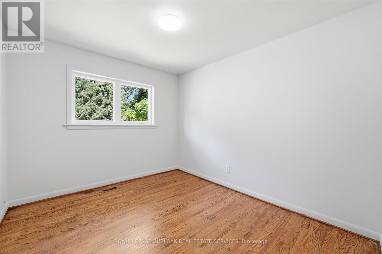 1483 Augustine Drive, Burlington, Ontario  L7P 2N1 - Photo 15 - W13603570
