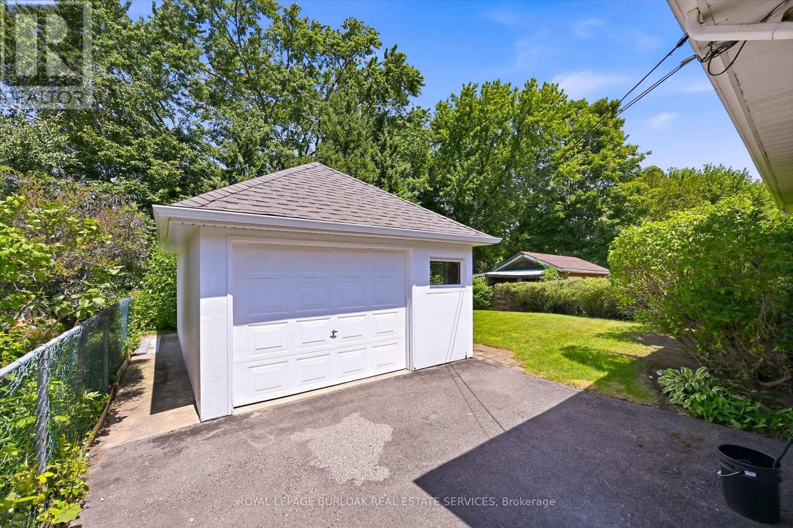 1483 Augustine Drive, Burlington, Ontario  L7P 2N1 - Photo 27 - W13603570