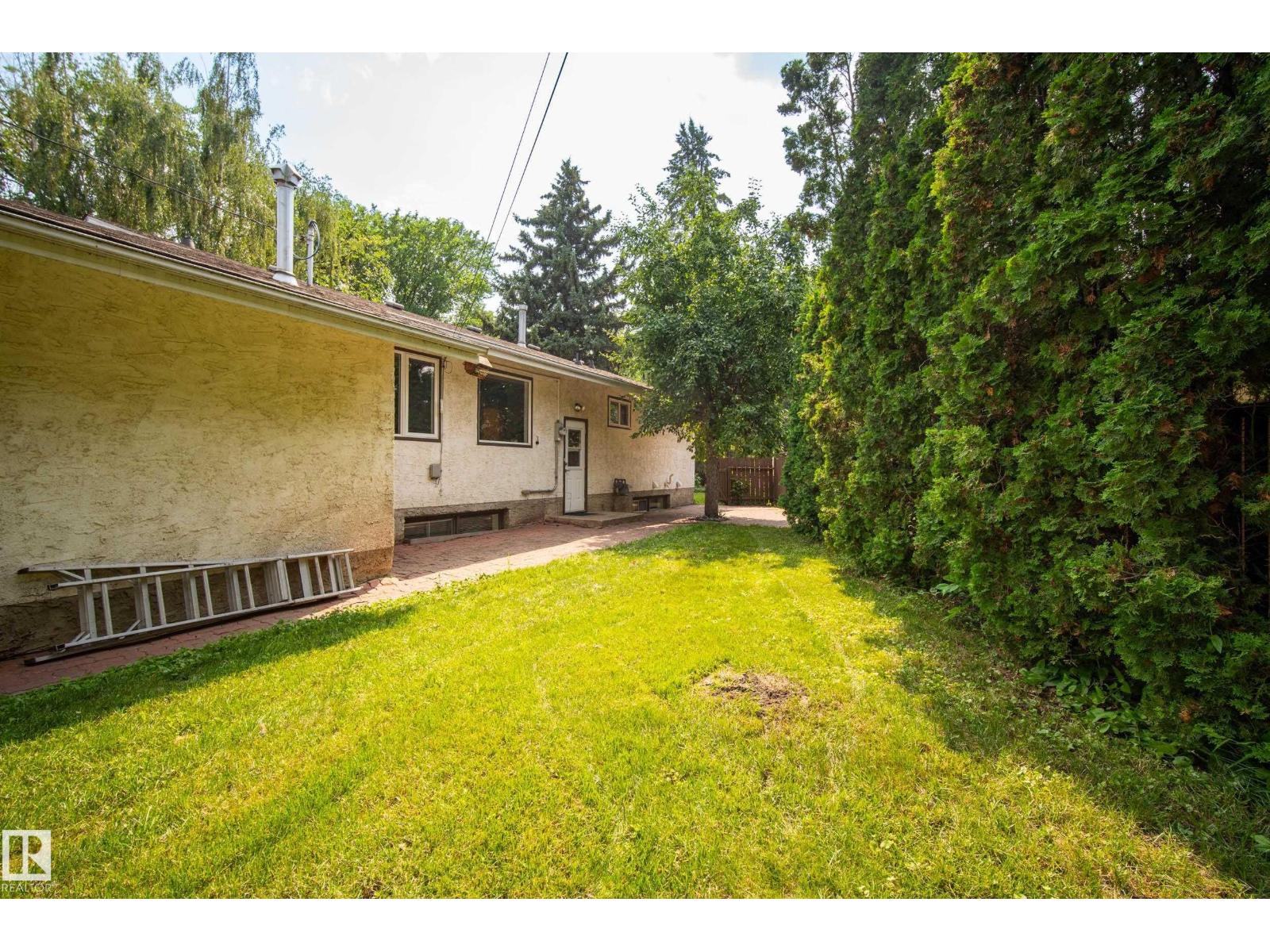 9562 81 St NW, Edmonton, Alberta  T6C 2W5 - Photo 38 - E4500598