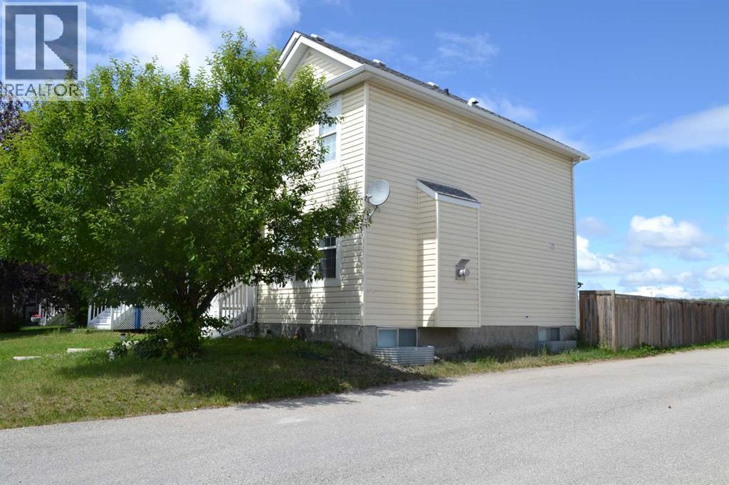 102 Citadel Mesa Close, Calgary, Alberta  T3G 5L1 - Photo 3 - A2330287