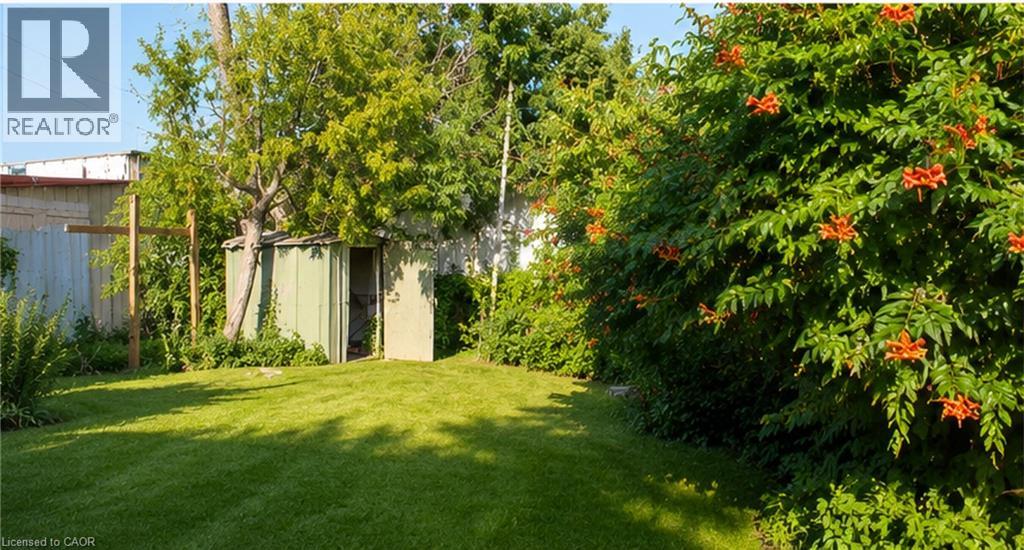 8 Robins Avenue, Hamilton, Ontario  L8H 4M7 - Photo 18 - 40847627