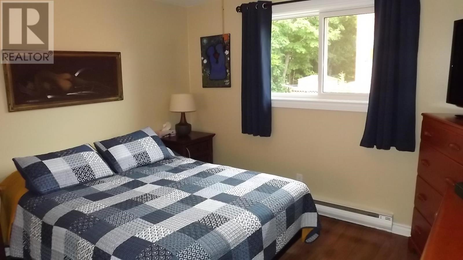 31 Mississauga Ave, Elliot Lake, Ontario  P5A 1N5 - Photo 10 - SM261779